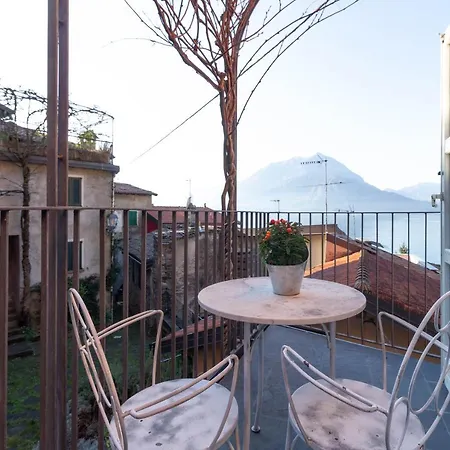 Mamma Ciccia Holiday Home - La Tour Orange * ヴァレンナ