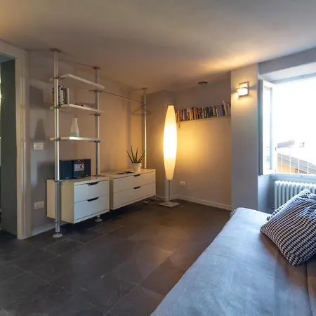 Mamma Ciccia Holiday Home - La Tour Orange * ヴァレンナ
